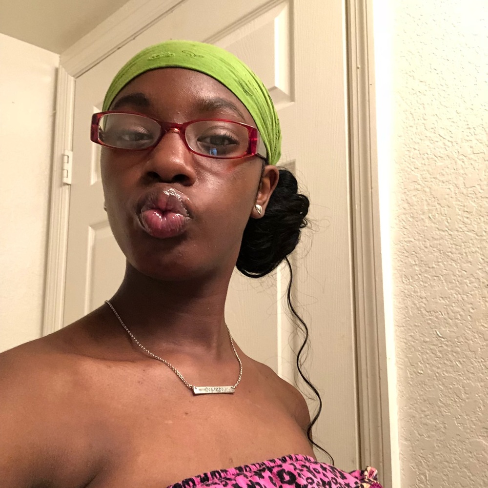Meet your Posher, Keahna